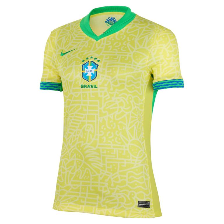 Brazil Woman Home 2024/2025